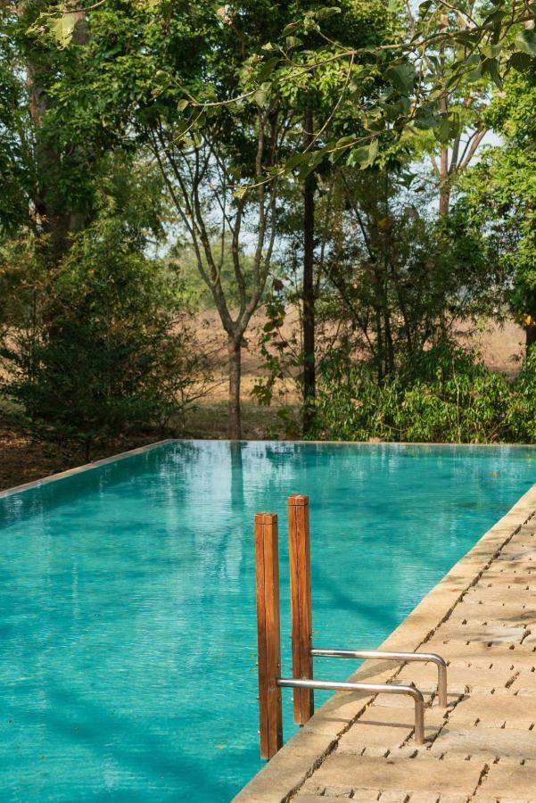 Kaav Safari Lodge, Kabini Begūr Exterior foto